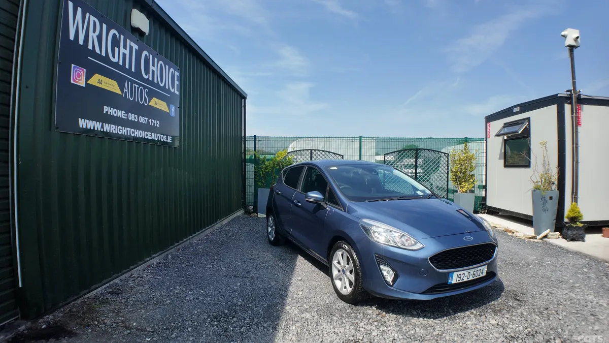 Ford Fiesta Hatchback, Petrol, 2019, Blue