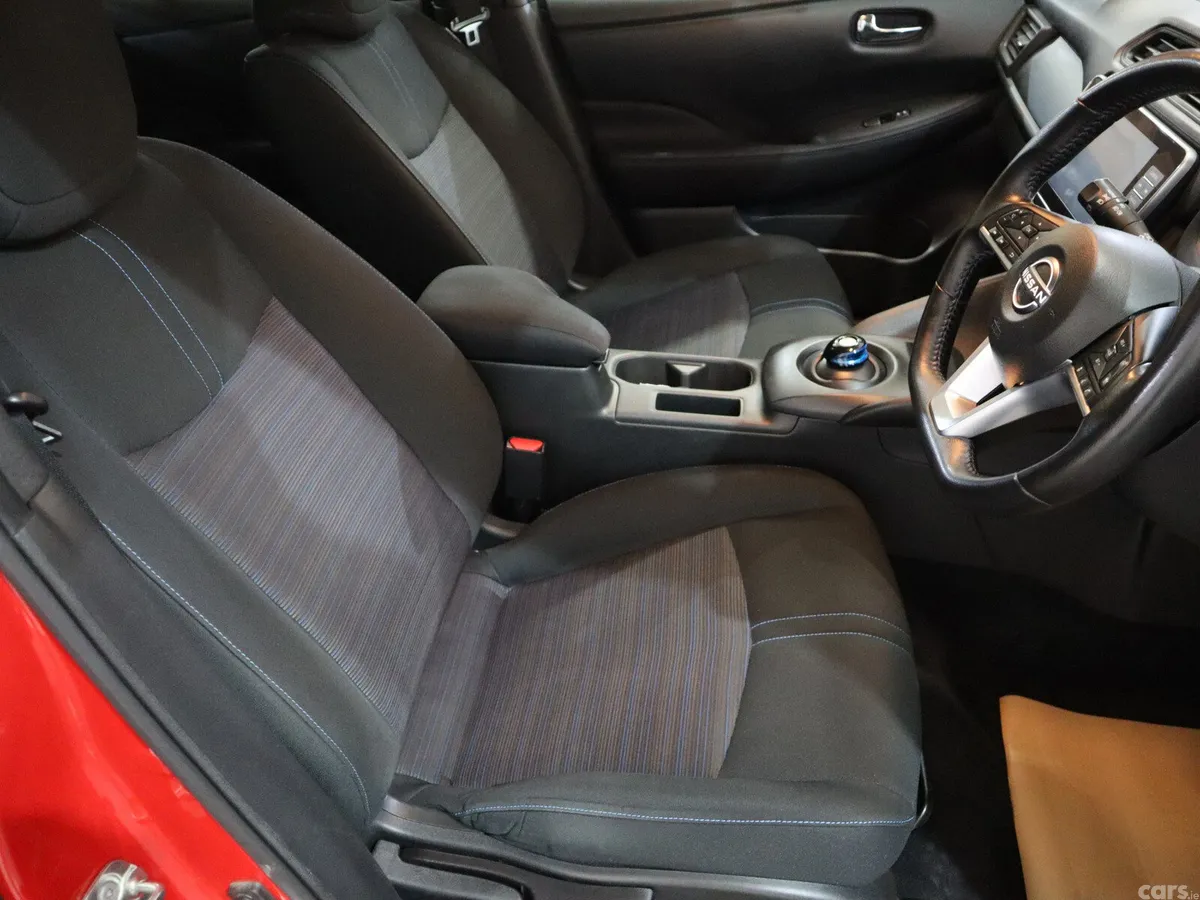 Nissan Leaf Hatchback, Electric, 2022, Red