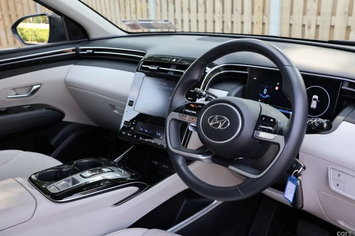 Hyundai Tucson SUV, Petrol Plug-in Hybrid, 2023, Grey