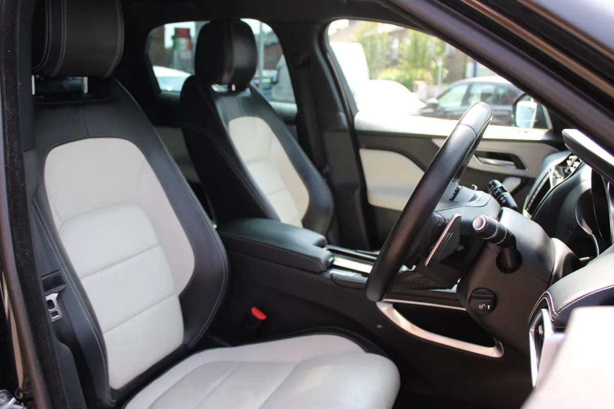 Jaguar F-Pace SUV, Diesel, 2017, Black
