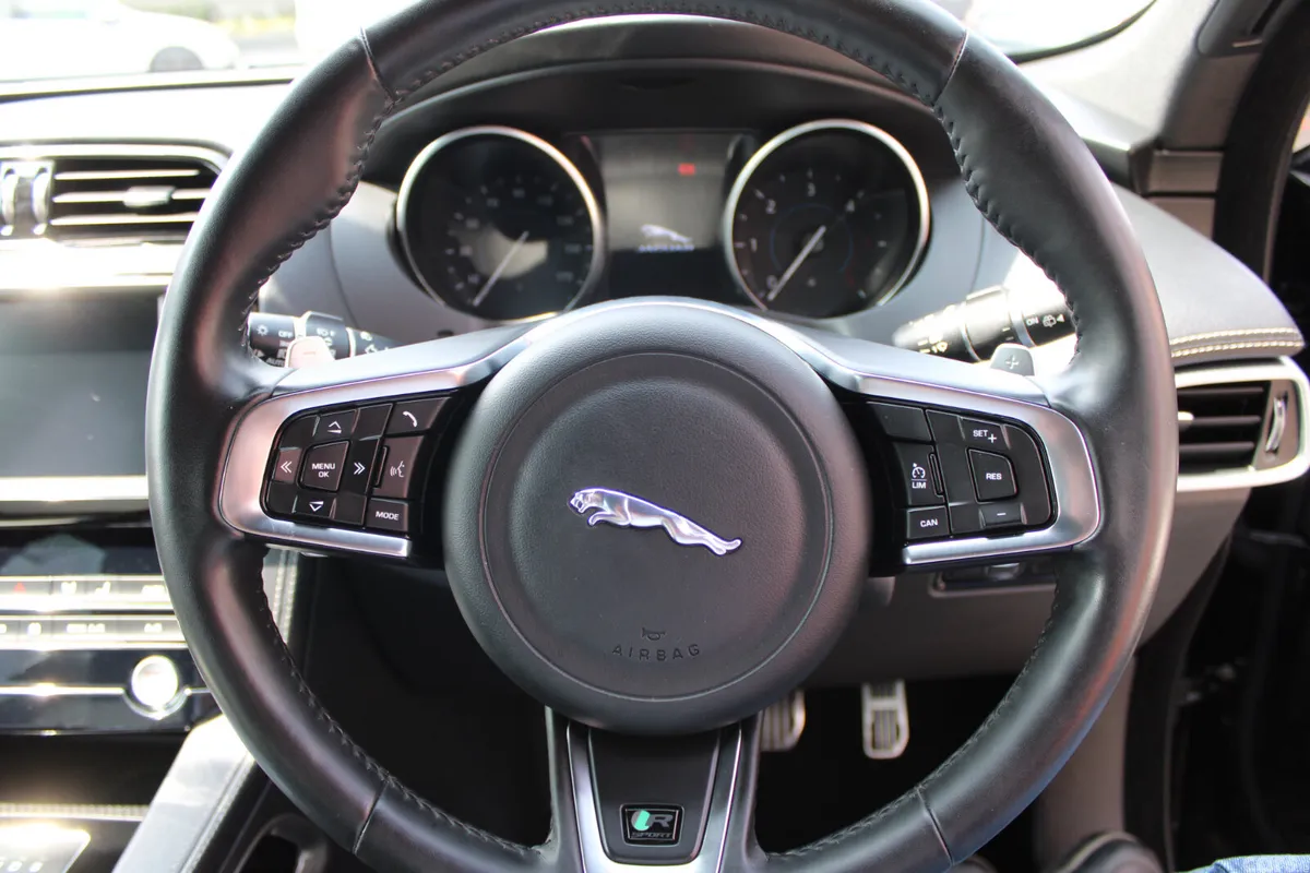 Jaguar F-Pace SUV, Diesel, 2017, Black