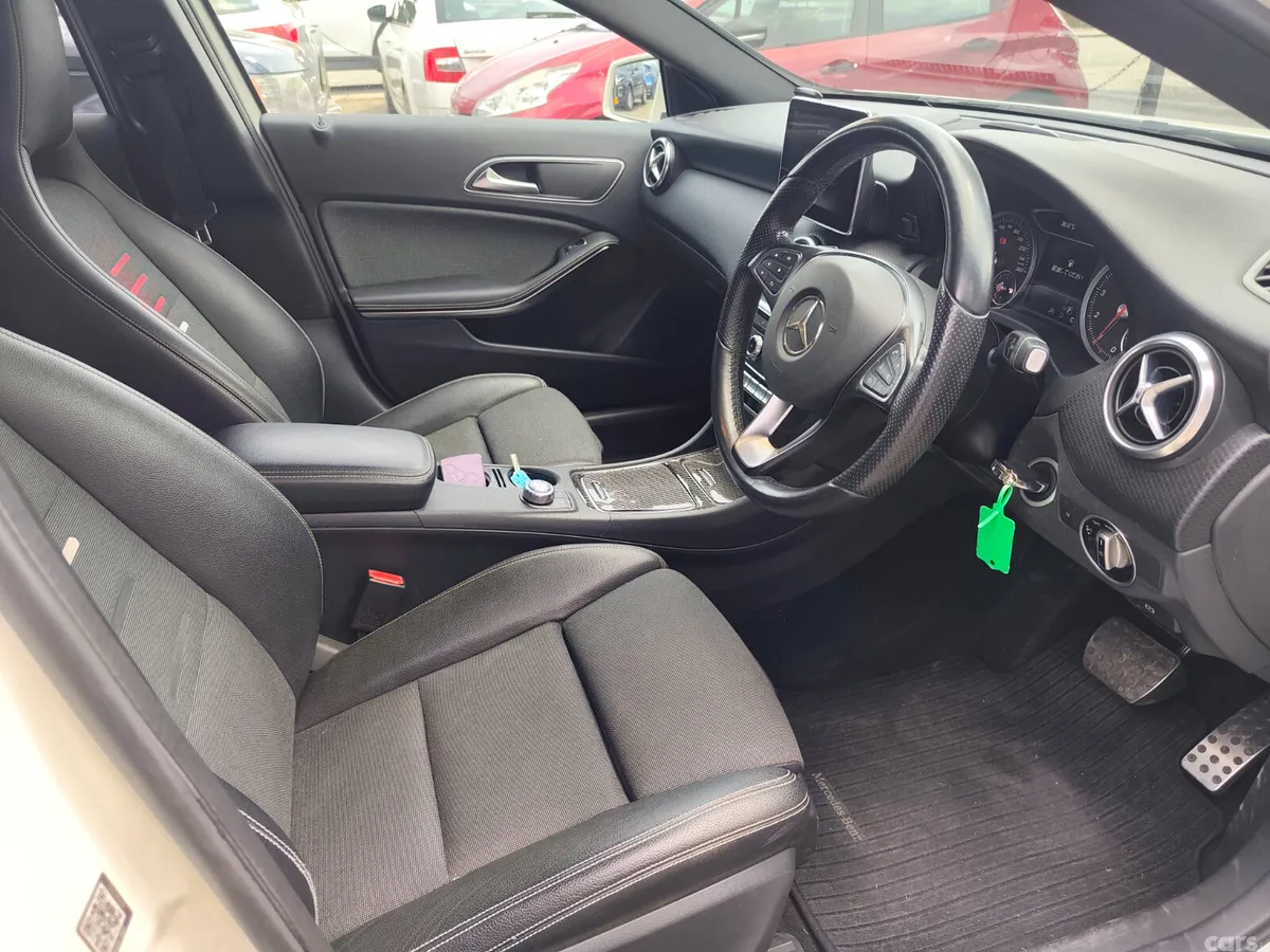 Mercedes-Benz A-Class Hatchback, Petrol, 2015, White
