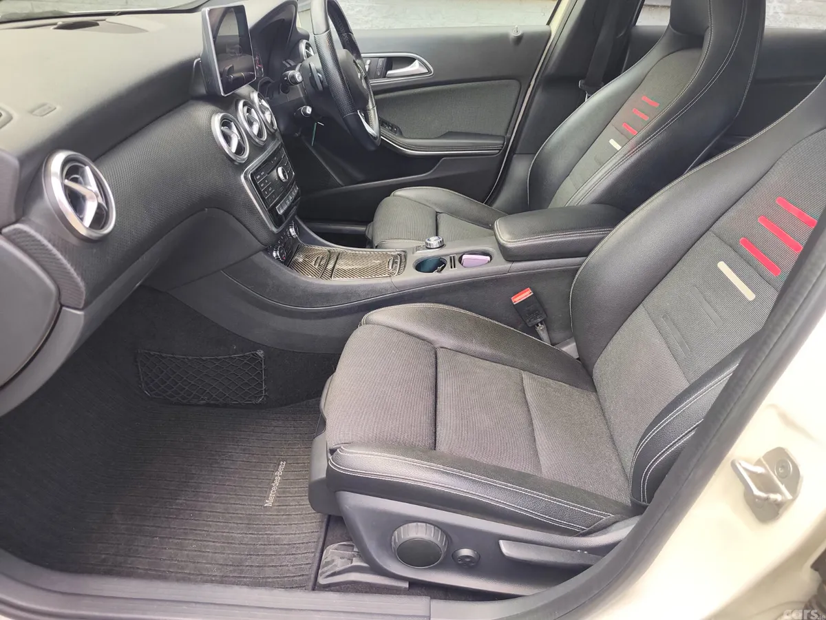 Mercedes-Benz A-Class Hatchback, Petrol, 2015, White