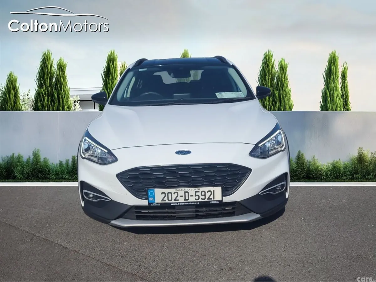 Ford Focus Hatchback, Petrol, 2020, White