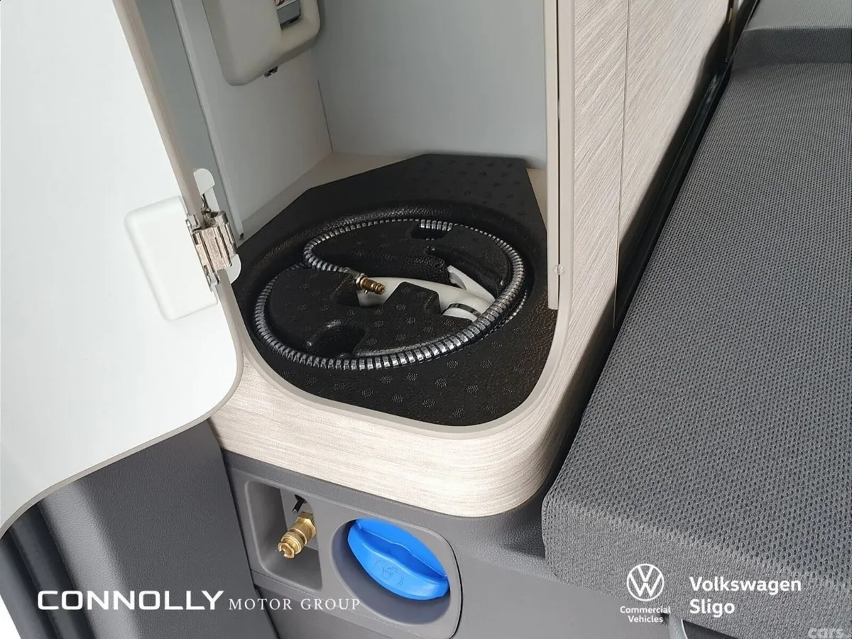 Volkswagen California MPV, Diesel, 2025, White