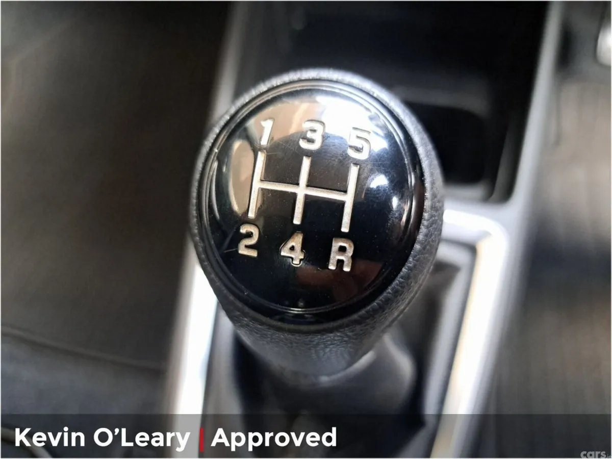 Suzuki Swift Hatchback, Petrol, 2023, Red