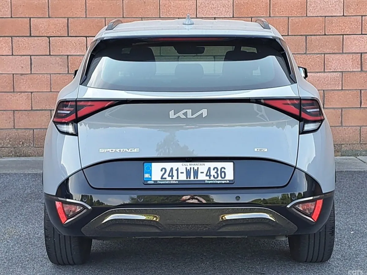 Kia Sportage SUV, Petrol Hybrid, 2024, Grey