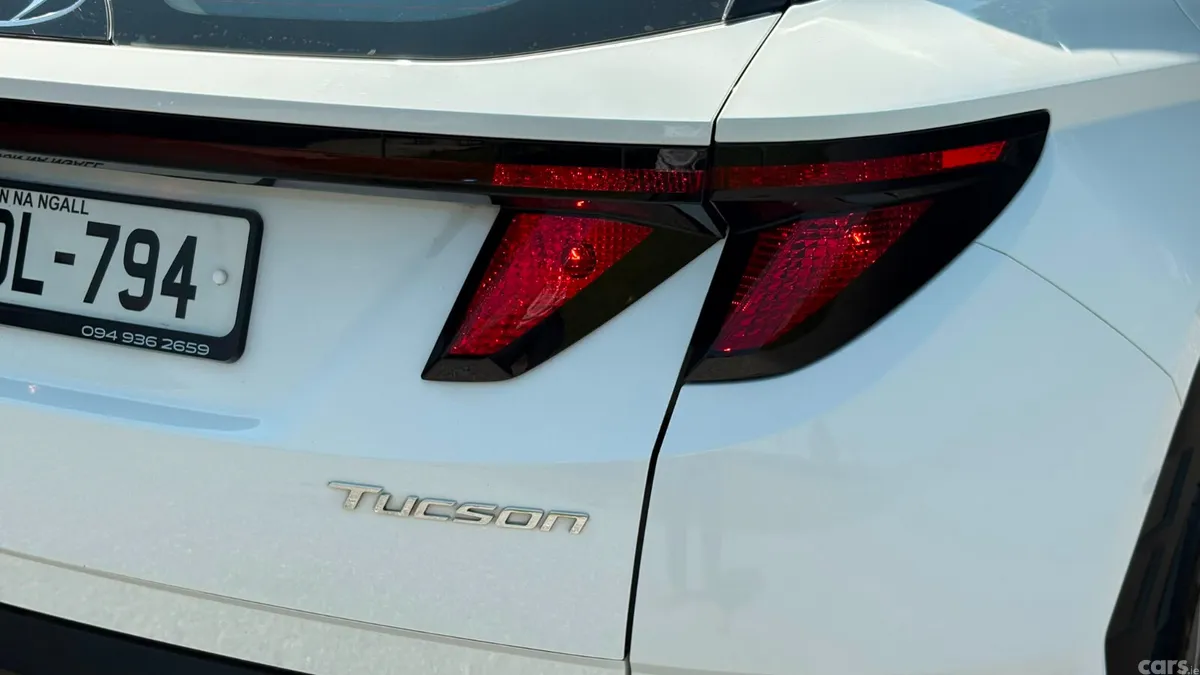 Hyundai Tucson SUV, Diesel, 2023, White