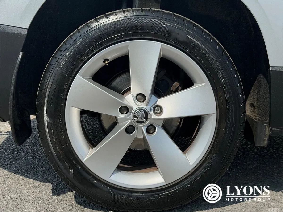 Skoda Karoq Estate, Diesel, 2020, Grey