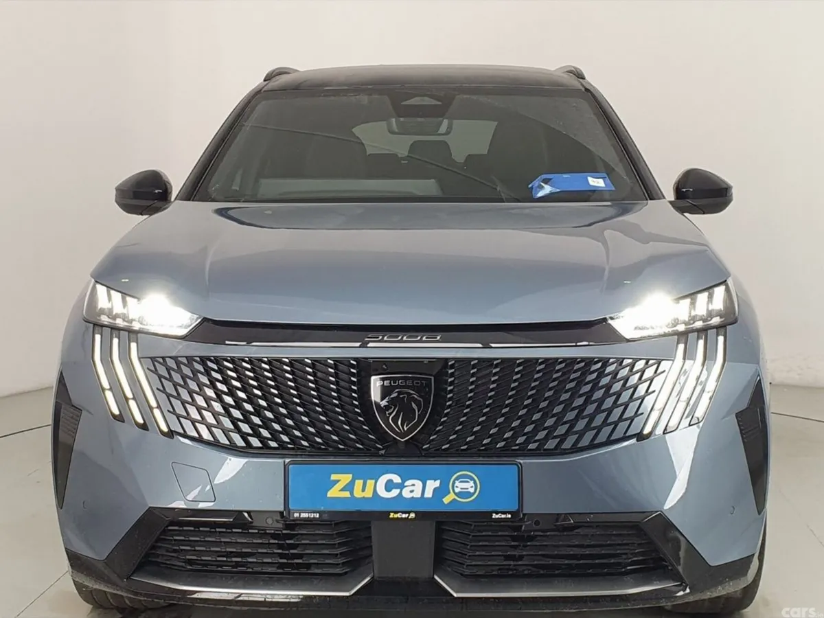 Peugeot 5008 SUV, Electric, 2024, Blue