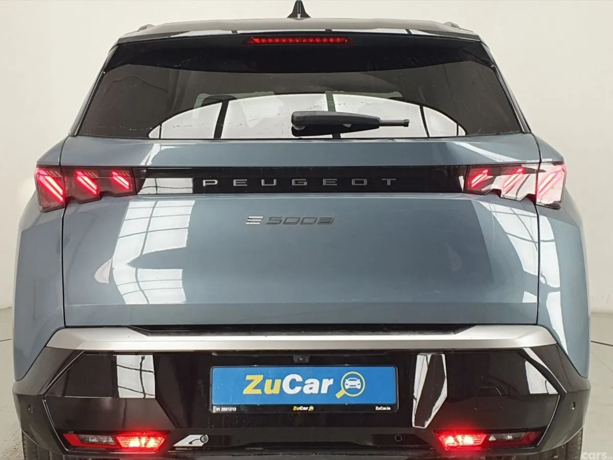 Peugeot 5008 SUV, Electric, 2024, Blue