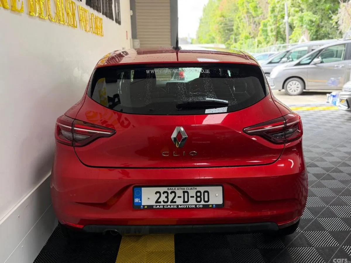 Renault Clio Hatchback, Petrol, 2023, Red