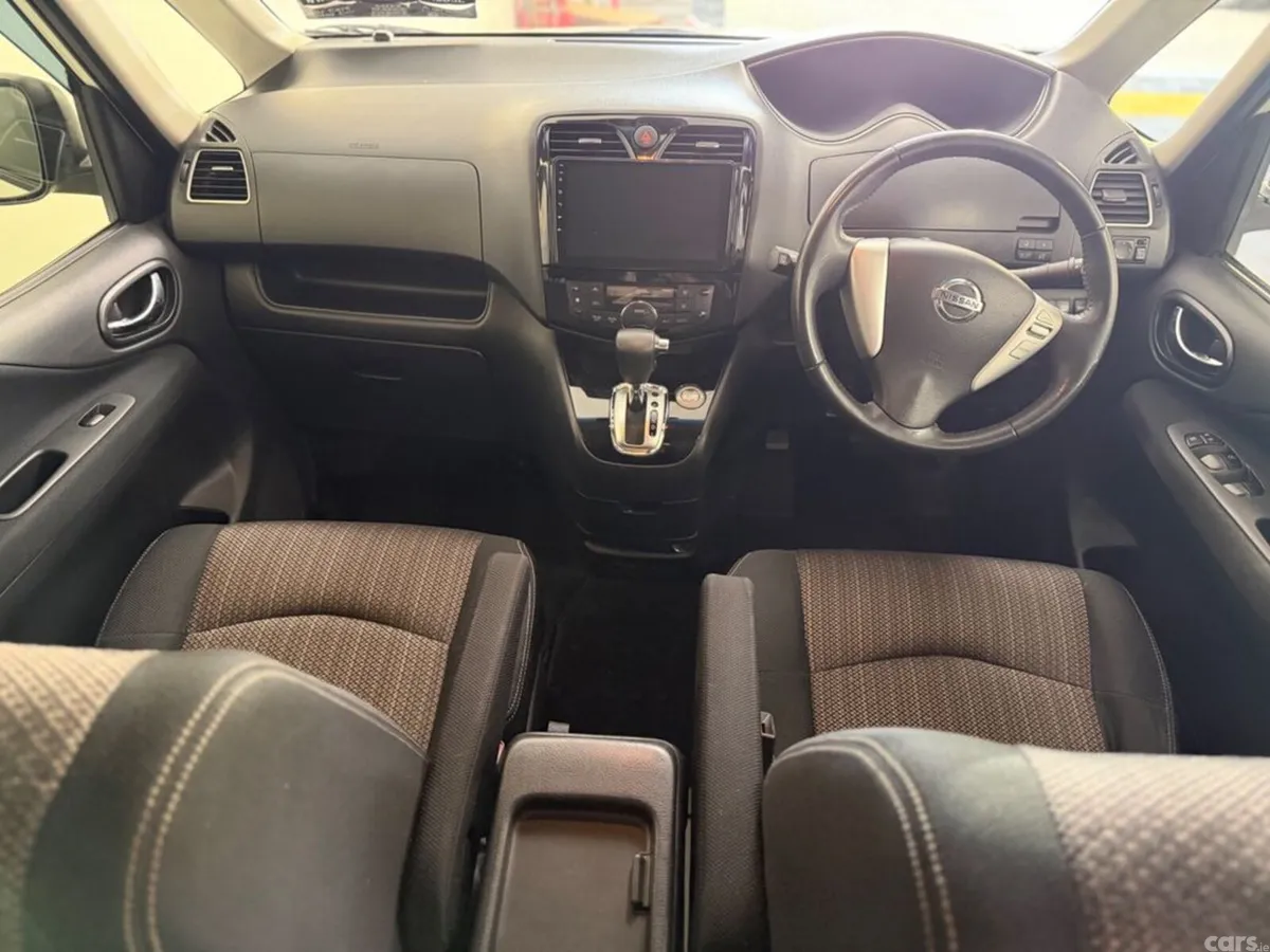 Nissan Serena MPV, Petrol Hybrid, 2015, White