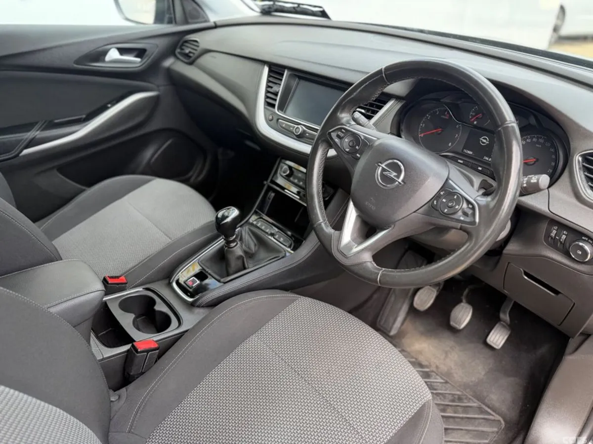 Opel Grandland X MPV, Diesel, 2021, Black