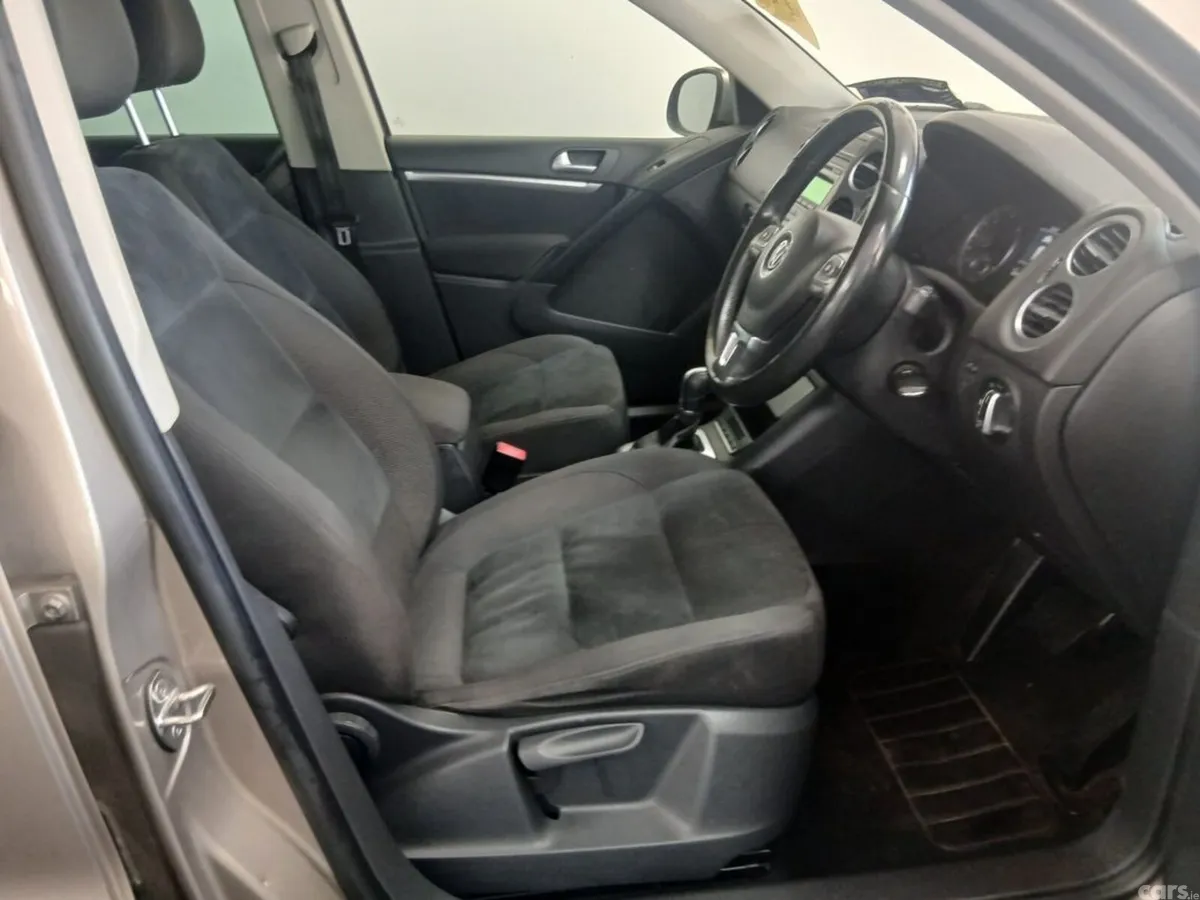 Volkswagen Tiguan Estate, Diesel, 2013, Brown