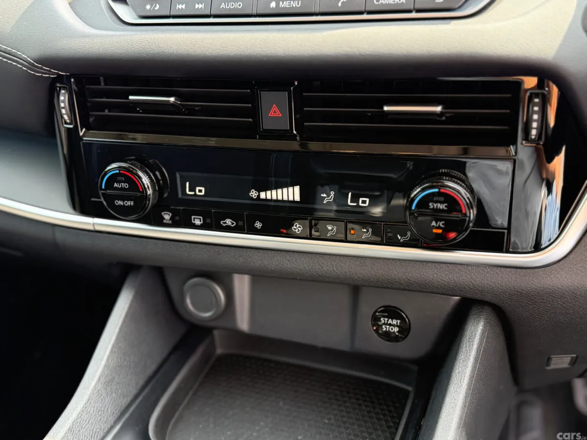 Nissan Qashqai SUV, Petrol, 2024, Blue