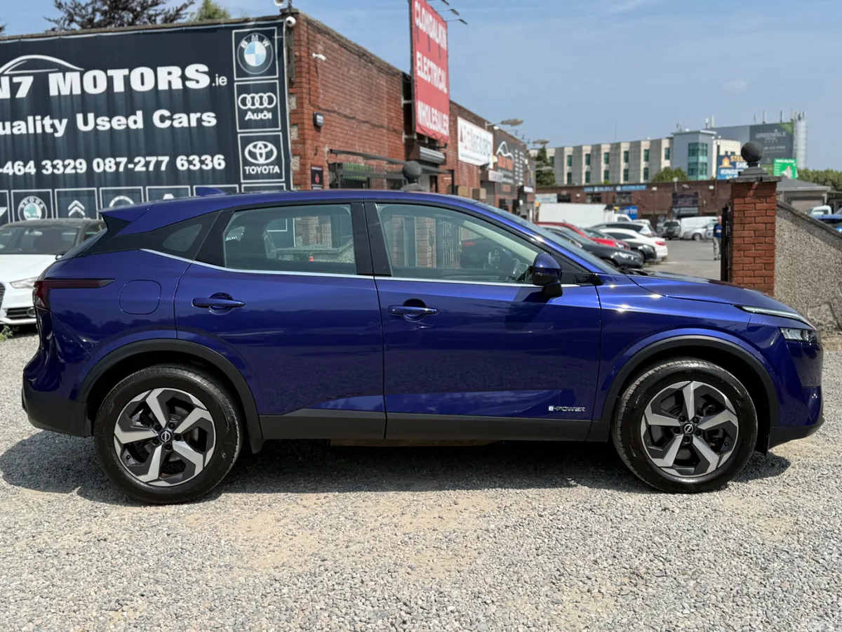 Nissan Qashqai SUV, Petrol, 2024, Blue