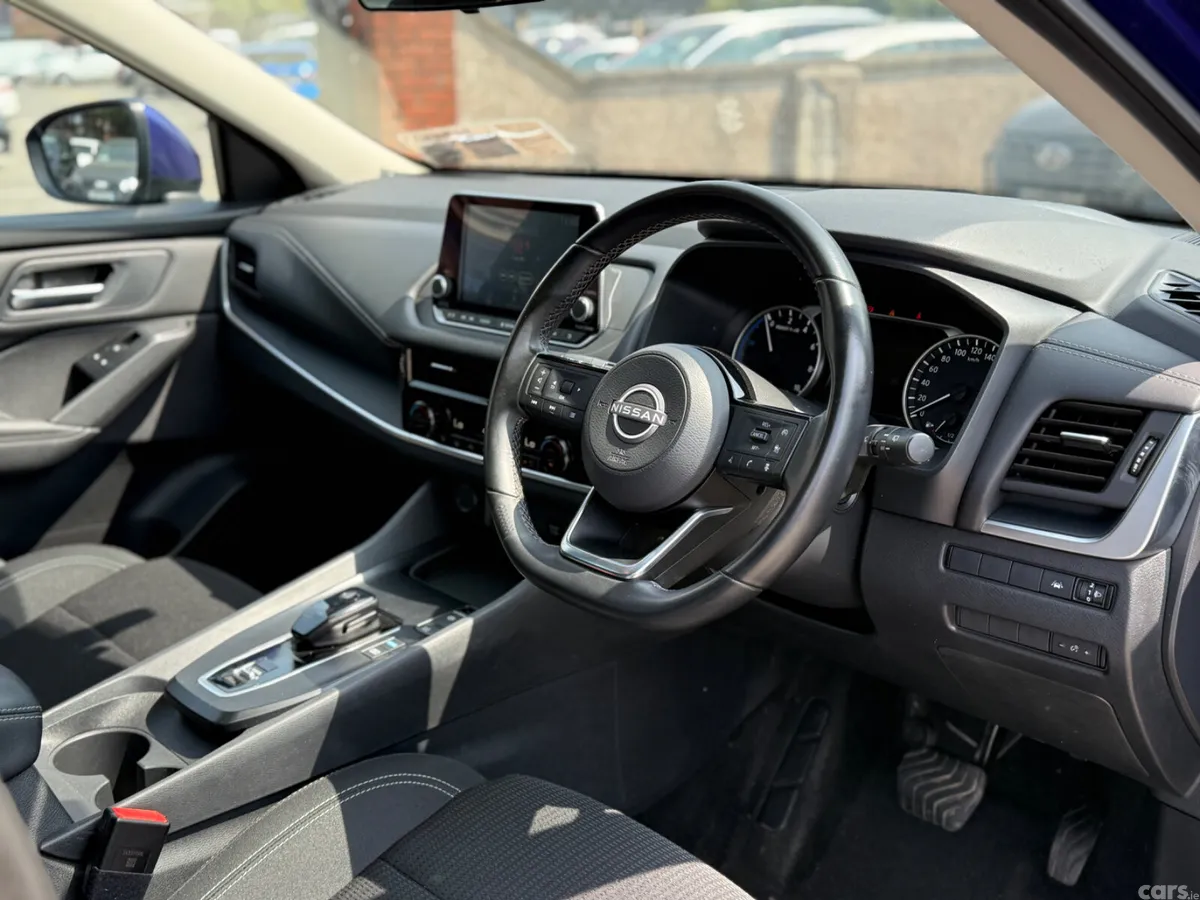 Nissan Qashqai SUV, Petrol, 2024, Blue
