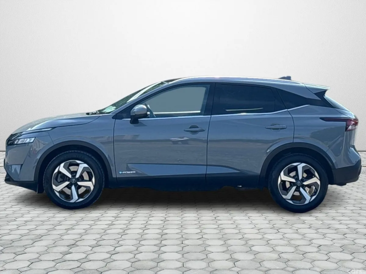 Nissan Qashqai MPV, Petrol Hybrid, 2024, Grey