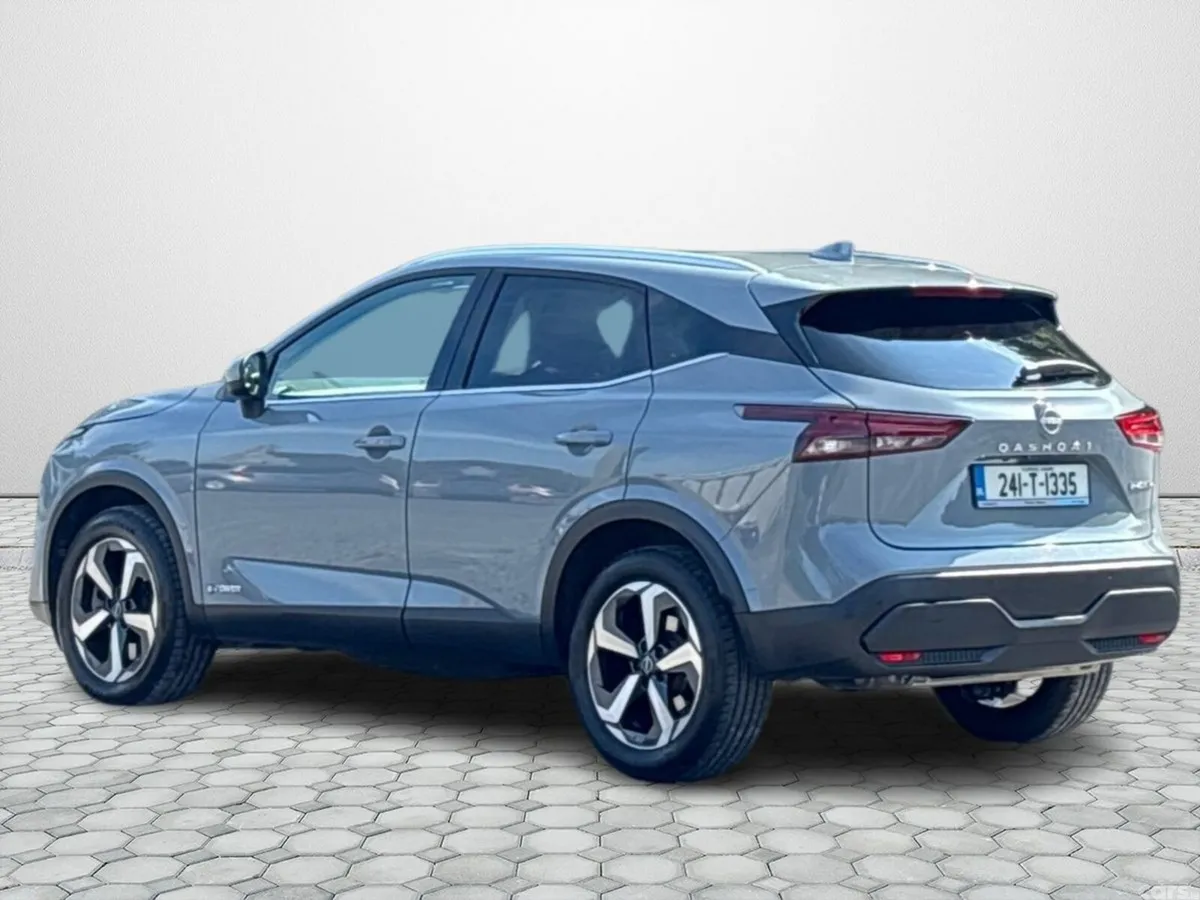 Nissan Qashqai MPV, Petrol Hybrid, 2024, Grey