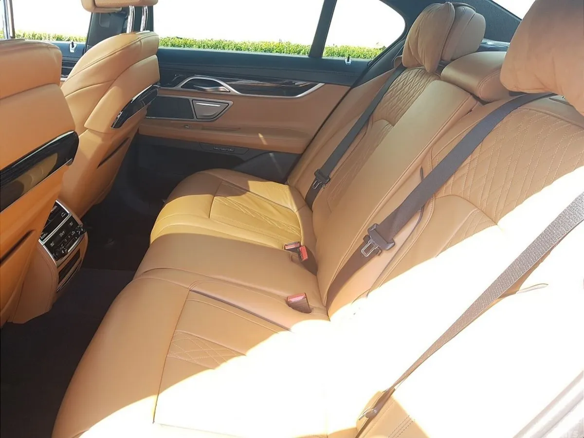 BMW 7-Series Saloon, Diesel, 2022, Grey