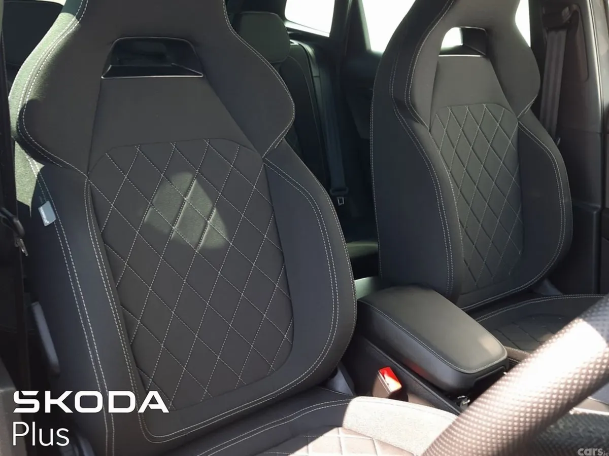 Skoda Karoq SUV, Diesel, 2025, Grey