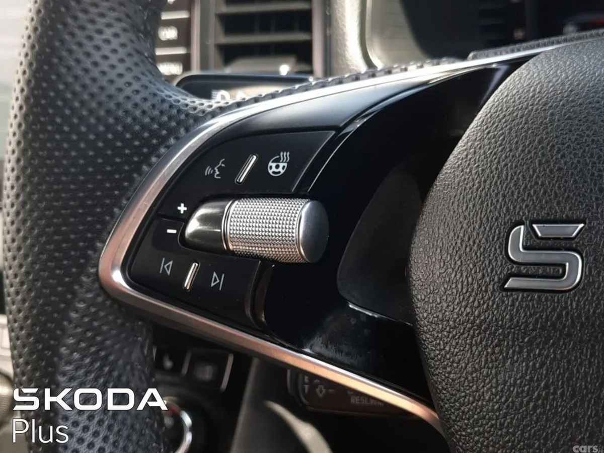 Skoda Karoq SUV, Diesel, 2025, Grey