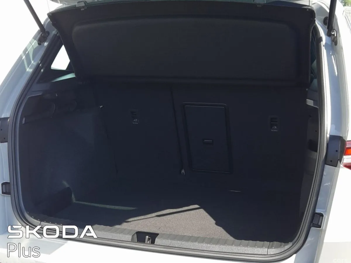 Skoda Karoq SUV, Diesel, 2025, Grey