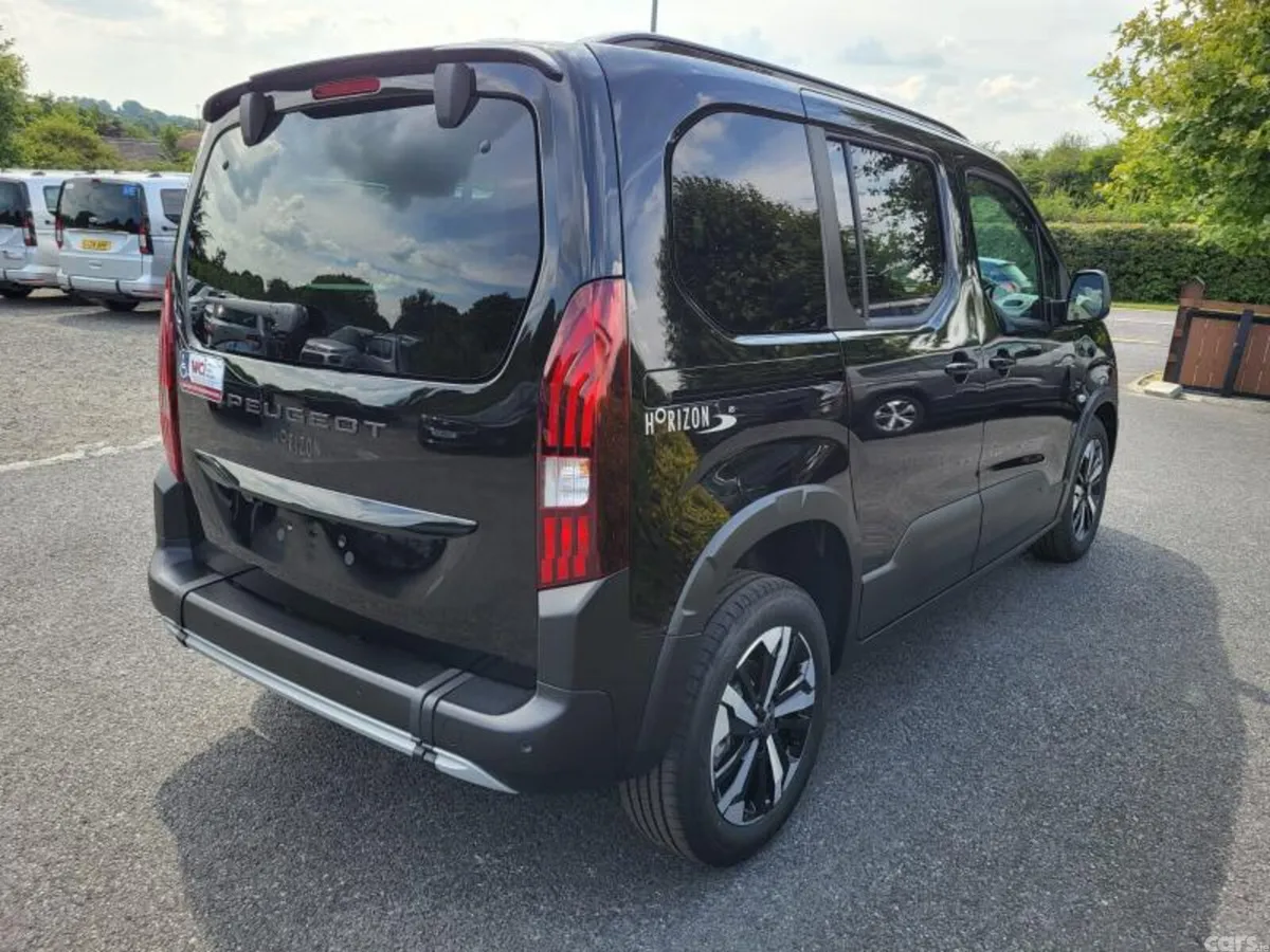 Peugeot Rifter MPV, Diesel, 2026, Black