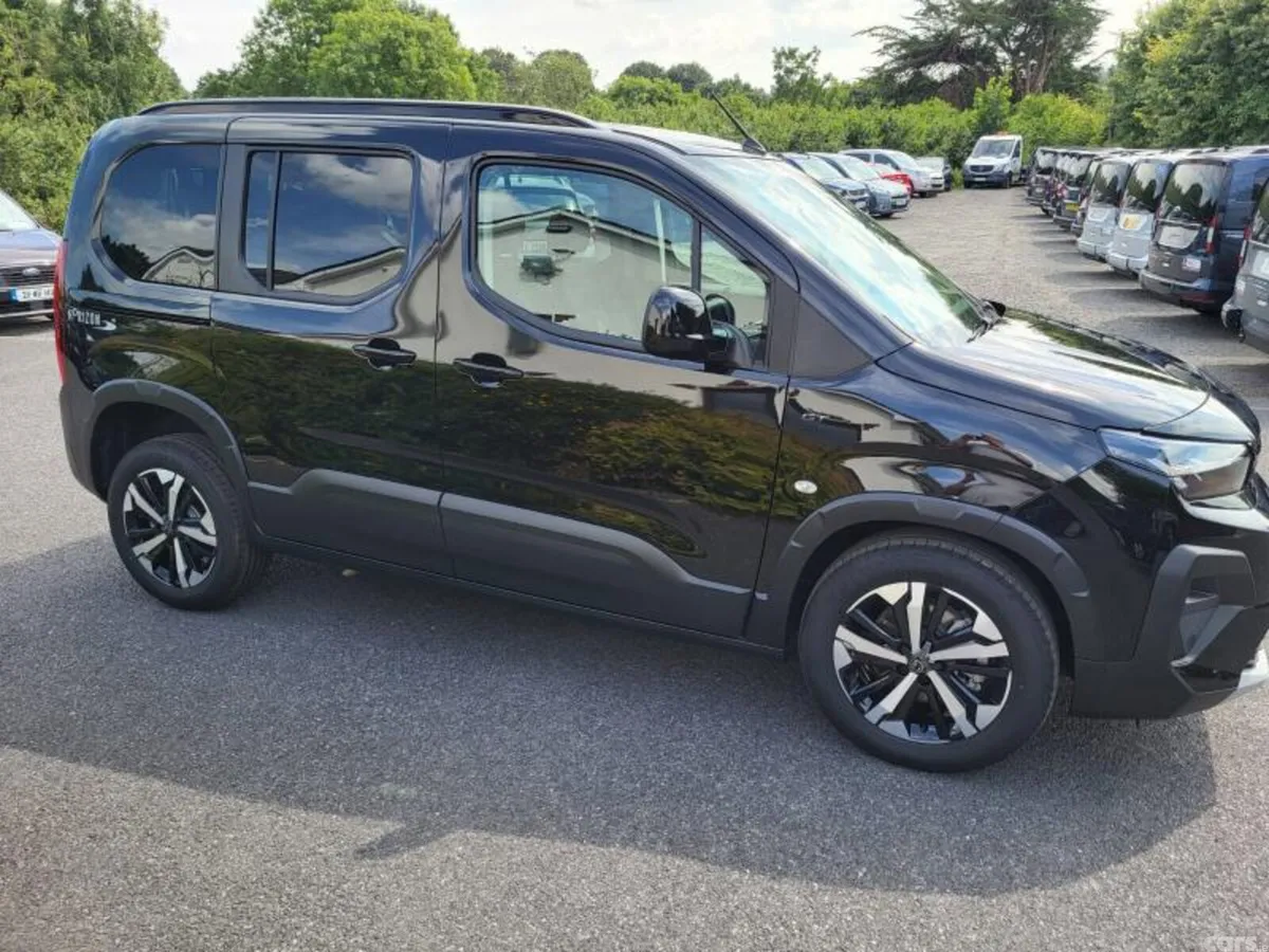 Peugeot Rifter MPV, Diesel, 2026, Black