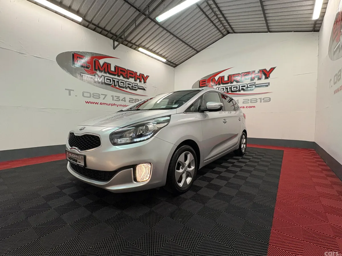 Kia Carens MPV, Diesel, 2015, Silver