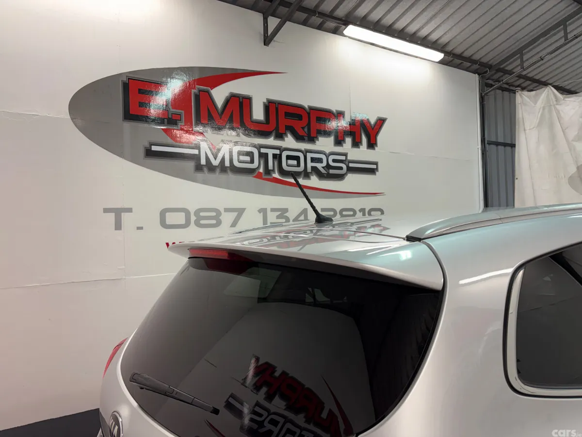 Kia Carens MPV, Diesel, 2015, Silver