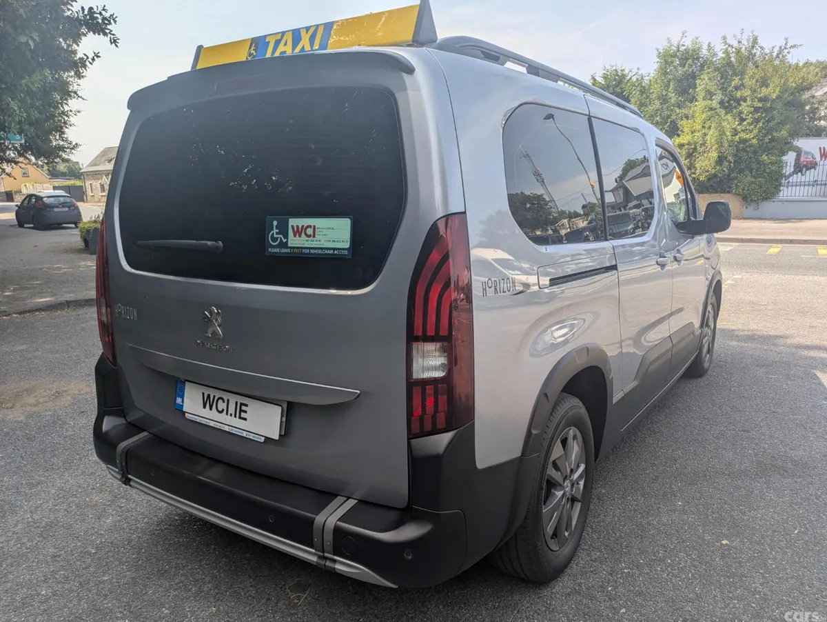 Peugeot Rifter MPV, Diesel, 2023, Grey