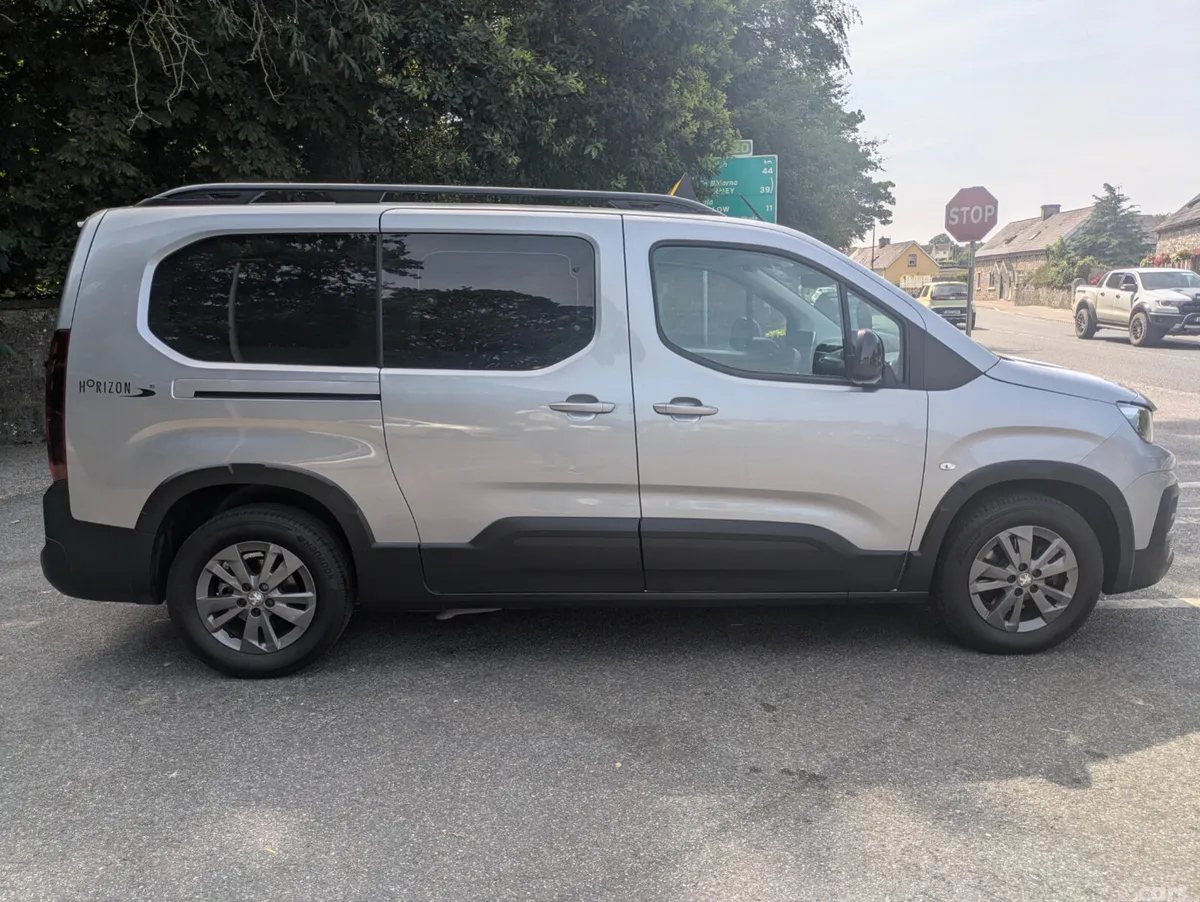 Peugeot Rifter MPV, Diesel, 2023, Grey