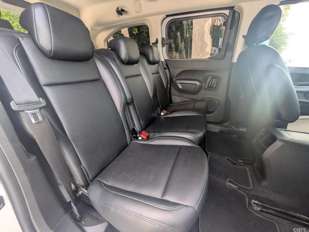 Peugeot Rifter MPV, Diesel, 2023, Grey