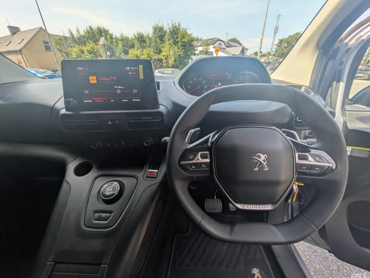 Peugeot Rifter MPV, Diesel, 2023, Grey