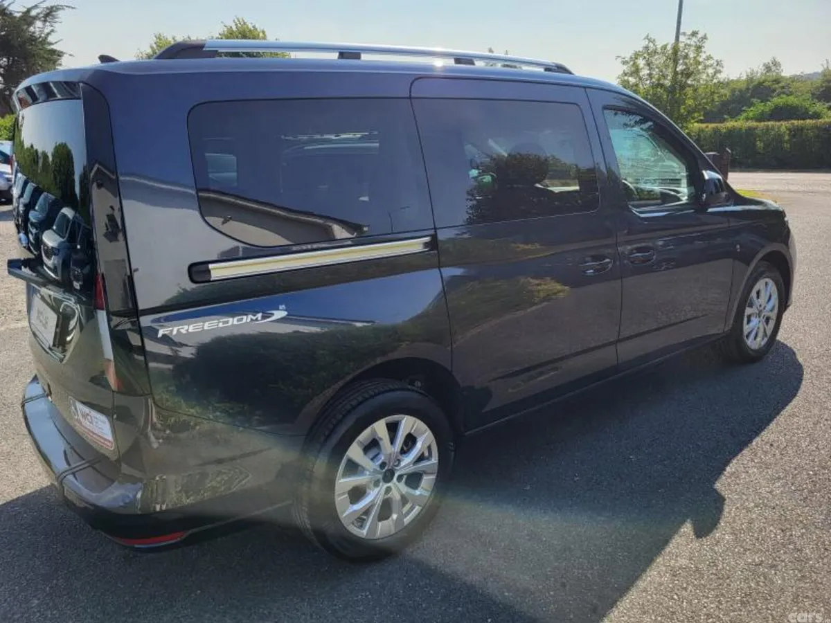Ford Tourneo Connect MPV, Diesel, 2026, Blue