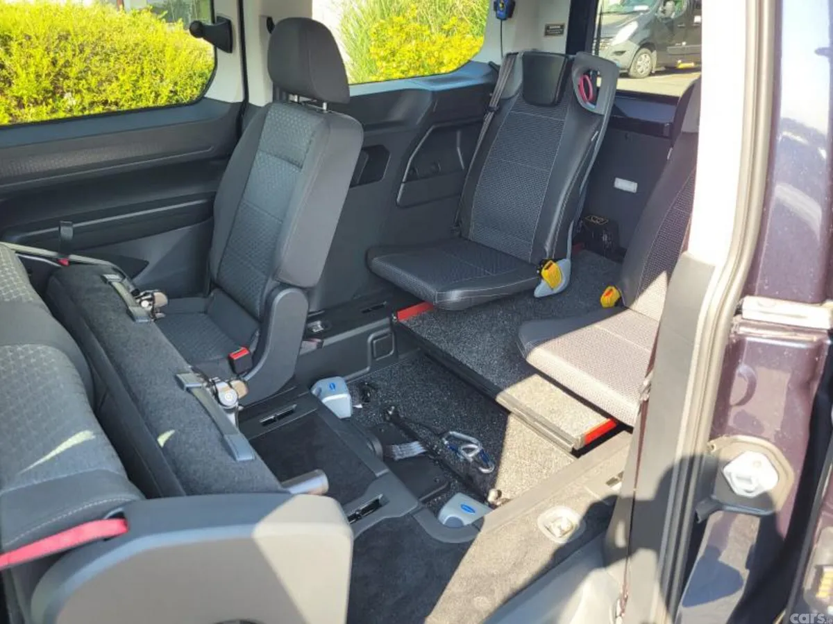 Ford Tourneo Connect MPV, Diesel, 2026, Blue
