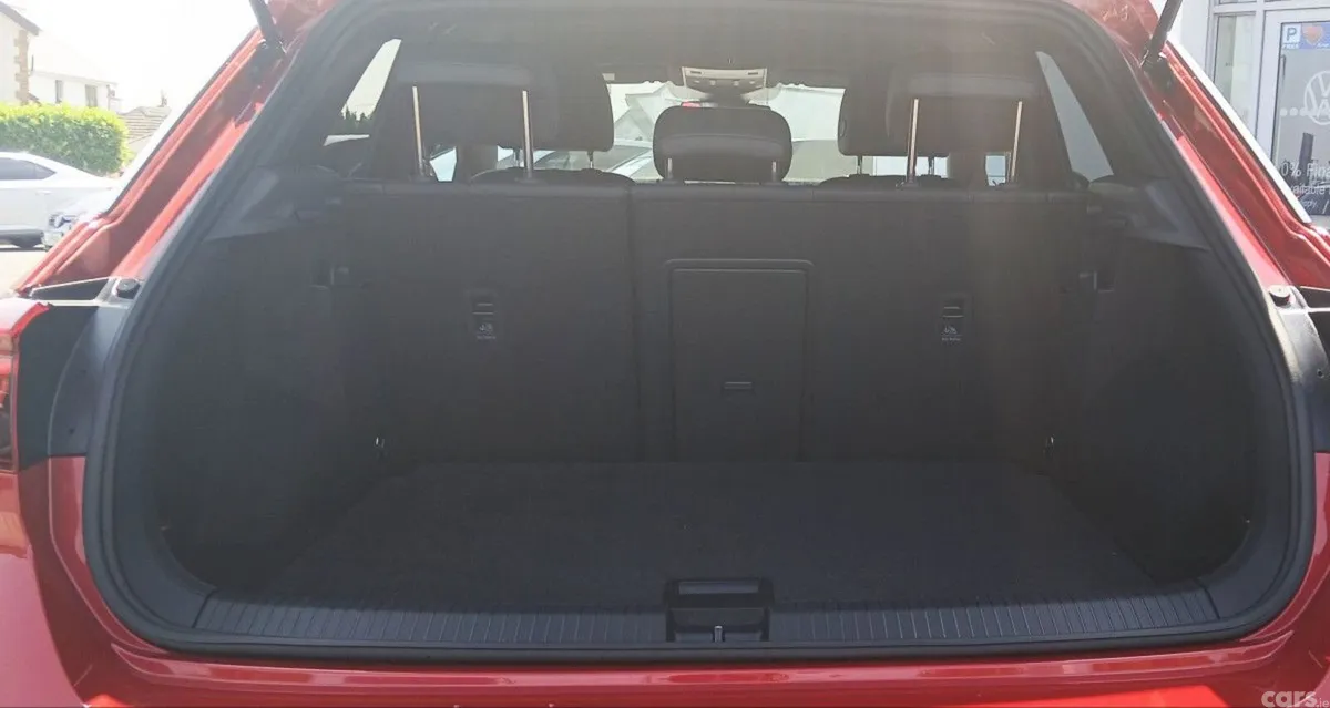Volkswagen T-Roc SUV, Petrol, 2024, Red