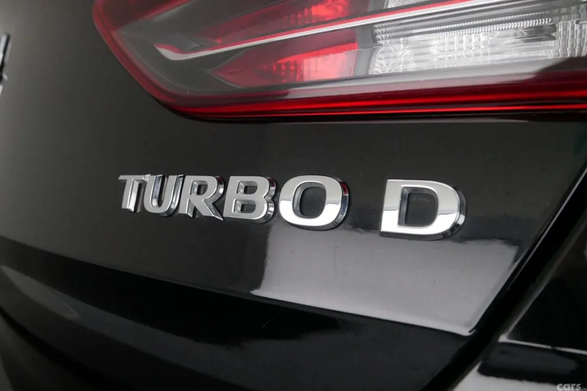 Opel Insignia Hatchback, Diesel, 2018, Black