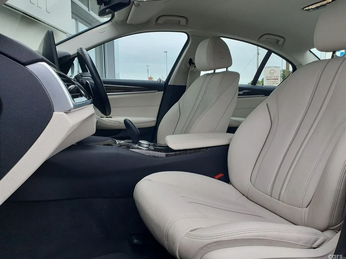 BMW 5-Series Saloon, Diesel, 2022, Blue