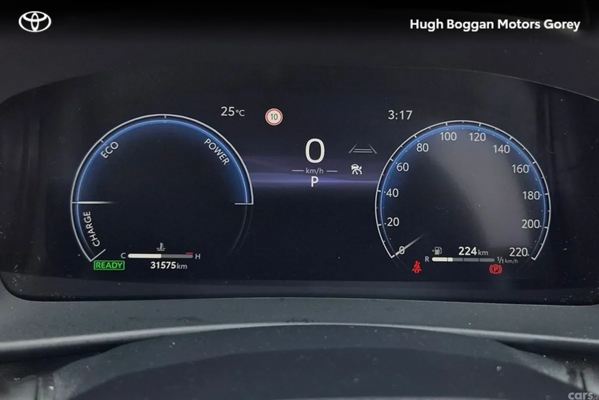 Toyota C-HR SUV, Petrol Hybrid, 2024, Grey