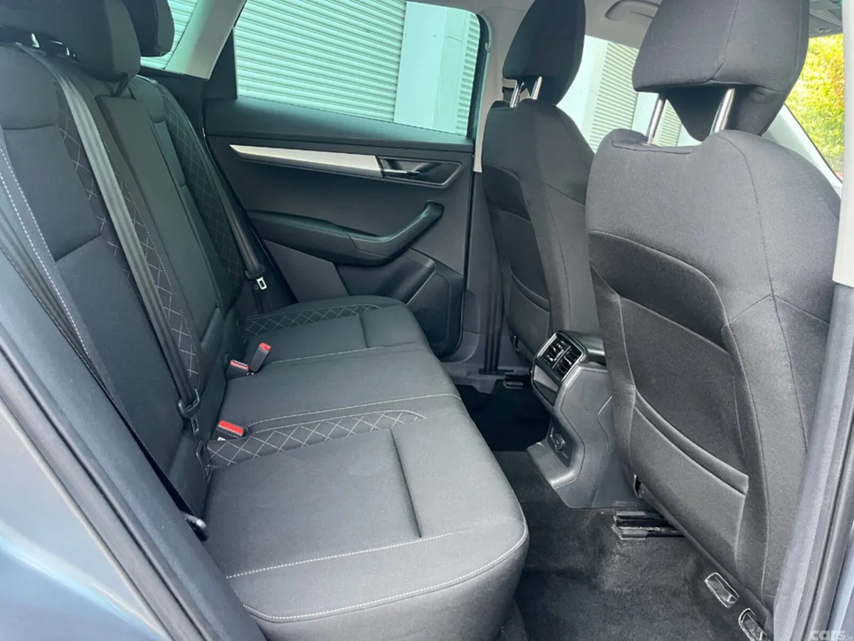 Skoda Karoq SUV, Petrol, 2021, Grey