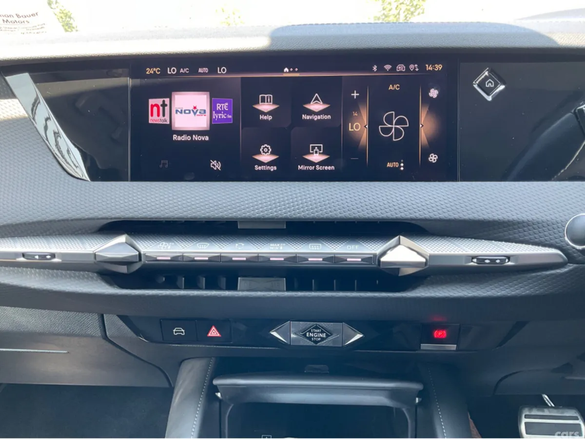 DS Automobiles DS 4 SUV, Petrol, 2023, White