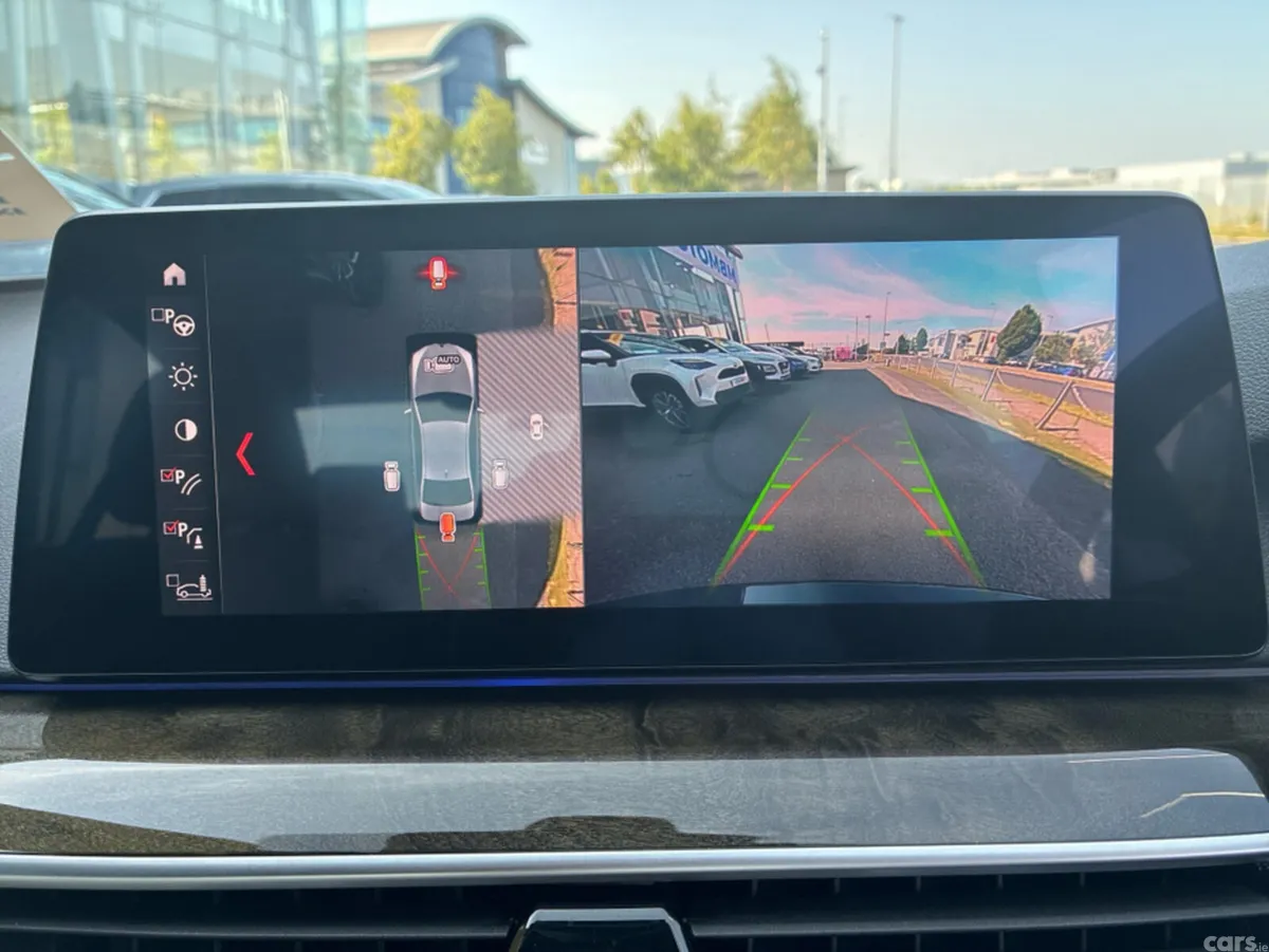 BMW 5-Series Saloon, Petrol Plug-in Hybrid, 2020, Black