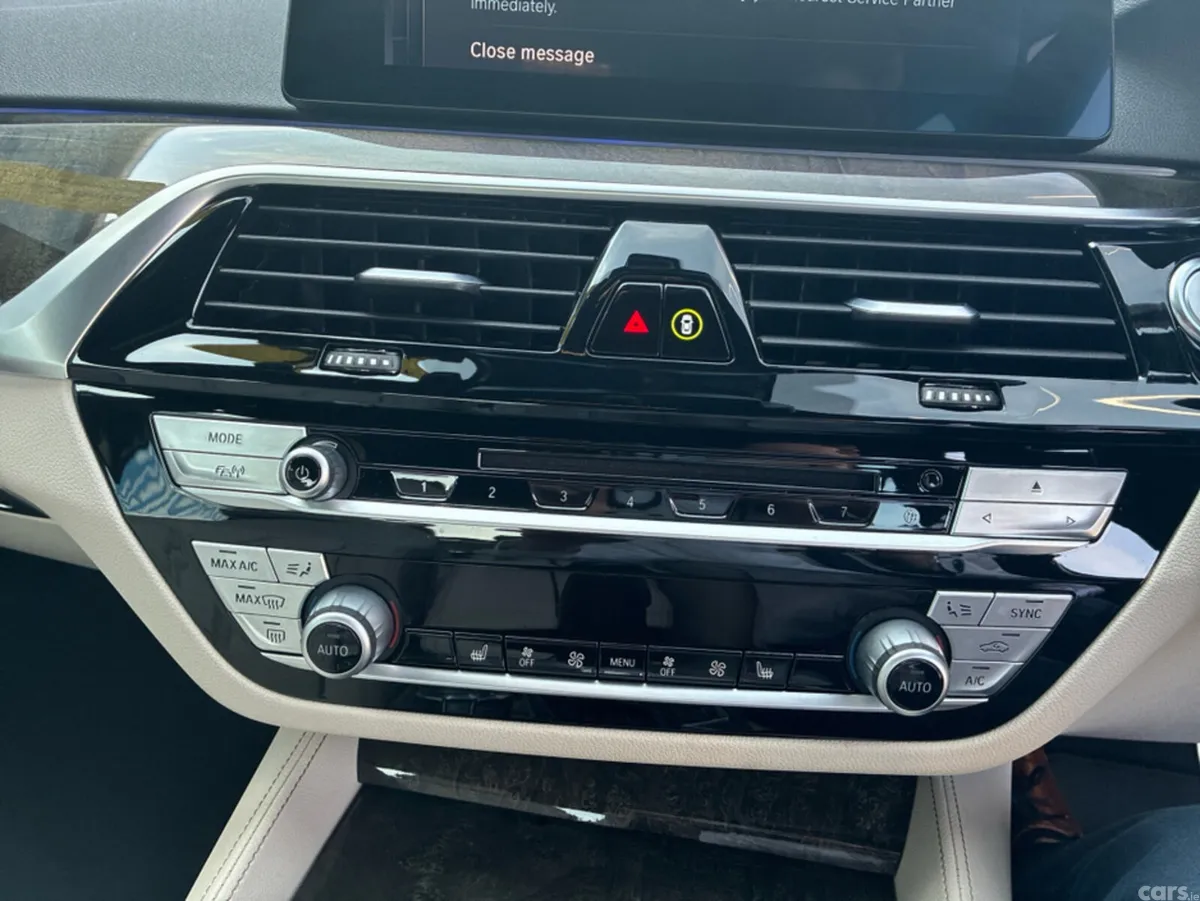 BMW 5-Series Saloon, Petrol Plug-in Hybrid, 2020, Black