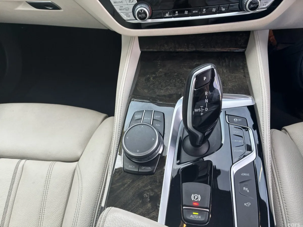 BMW 5-Series Saloon, Petrol Plug-in Hybrid, 2020, Black