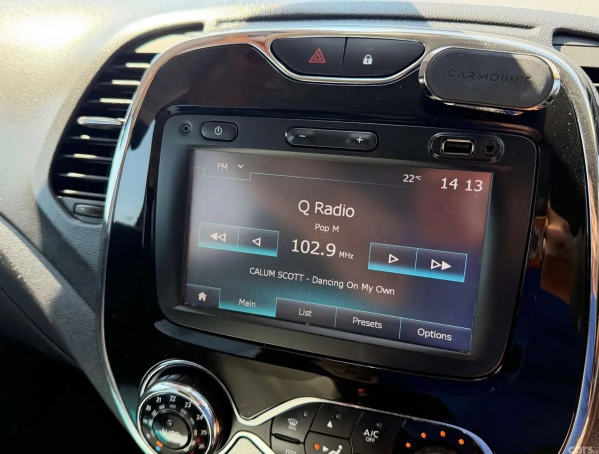 Renault Captur SUV, Diesel, 2017, Orange