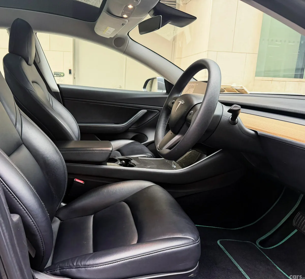 Tesla Model 3 Saloon, Electric, 2019, White