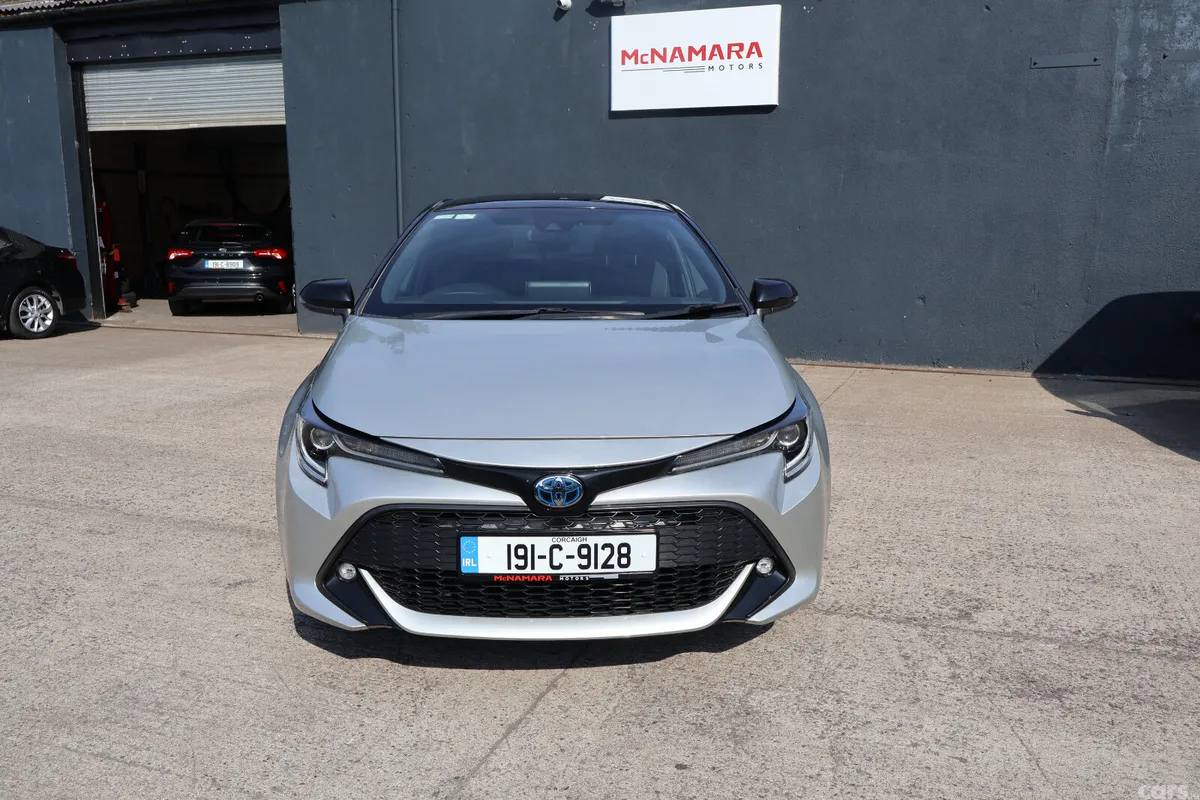 Toyota Corolla Hatchback, Petrol Hybrid, 2019, Grey